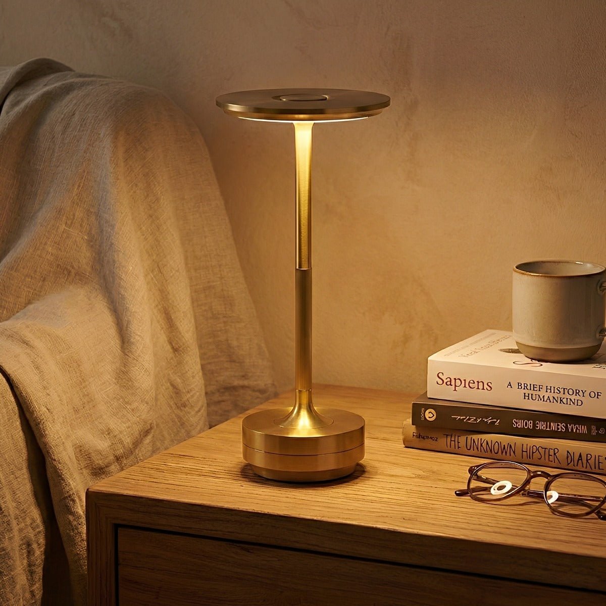 USB Dimmable Dish LED Table Lamp